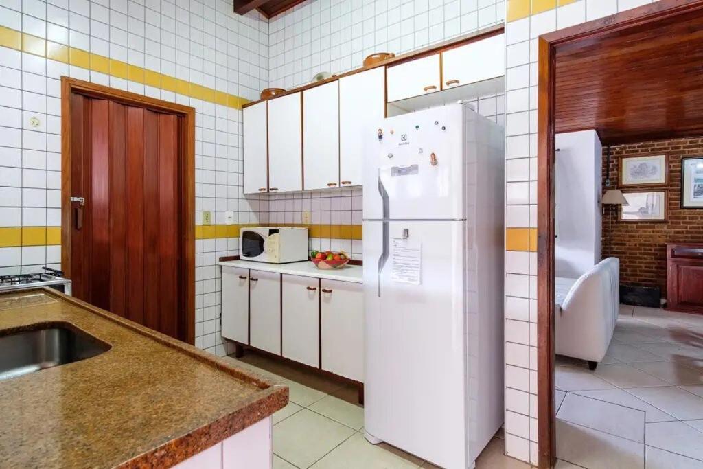 Bh4 - Bh4: Casa Com Piscina Ao Lado Da Praia Grande Ubatuba Eksteriør bilde