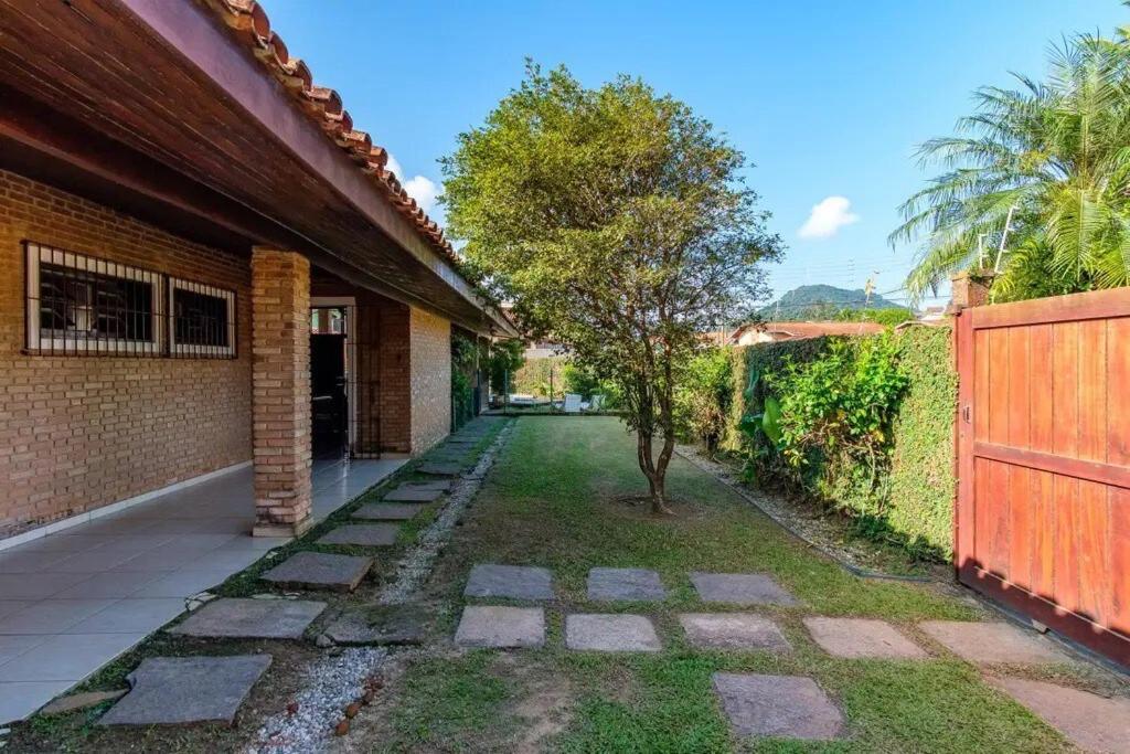 Bh4 - Bh4: Casa Com Piscina Ao Lado Da Praia Grande Ubatuba Eksteriør bilde